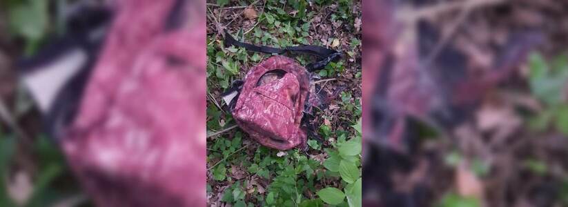 Розово-красный рюкзак и футболка серого цвета: под Новороссийском обнаружен труп неизвестного мужчины