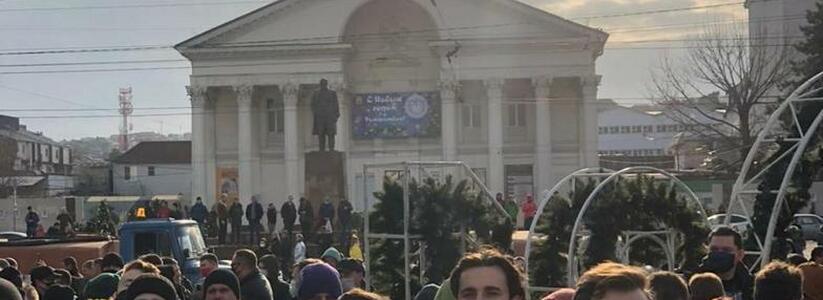 Стало известно, сколько митингующих задержали в Новороссийске 23 января