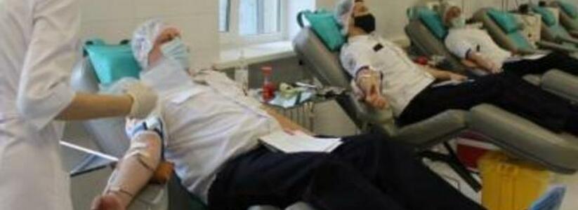 Участковые Южного района Новороссийска стали донорами крови