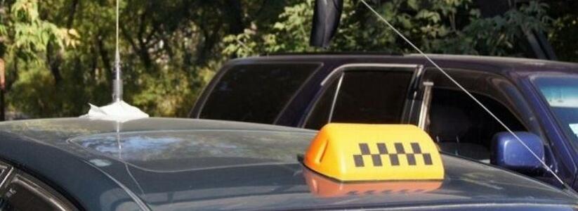 Таксисты Новороссийска зарабатывали за смену до 7000 рублей