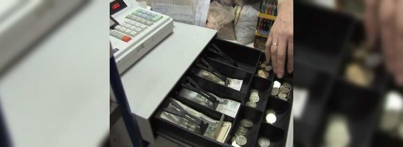 В Новороссийске приезжий рецидивист взломал магазин и украл из кассы 8 тысяч рублей