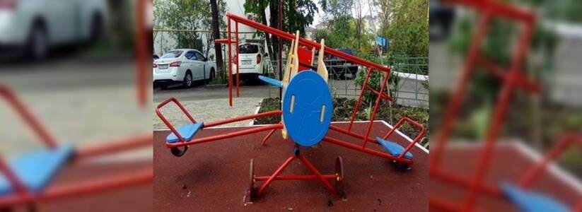 В Новороссийске отремонтируют практически все детские площадки: в каждом районе города их около двухсот