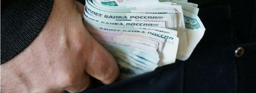 Ушлый новороссиец обманул пятерых моряков на 800 тысяч рублей