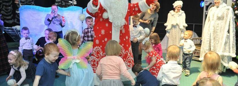 Праздничная афиша: куда сходить с ребенком в Новороссийске в преддверии Нового года (спектакли, мастер-классы, викторины)