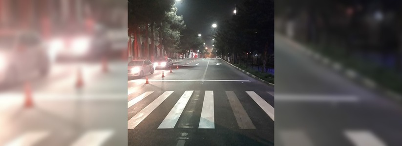 В ночное время в Новороссийске обновляют дорожную разметку: список улиц, где проводятся работы