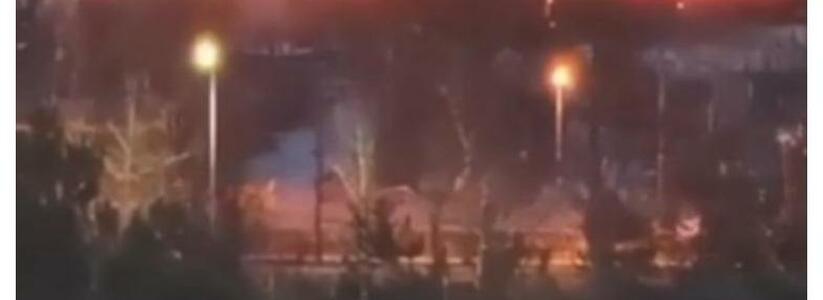 В Анапе вновь горели плавни. Огонь полыхал на площади 500 квадратных метров (видео)