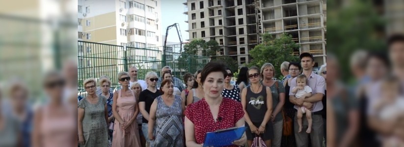 «Обращаемся к вам с просьбой о защите от произвола местных властей»: новороссийцы записали видеообращение Владимиру Путину