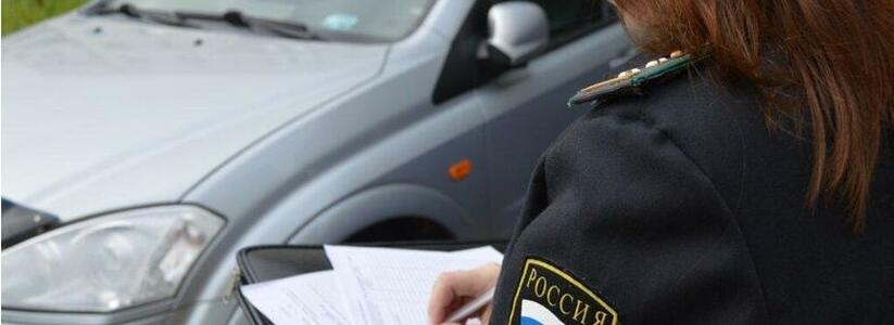 Судебные приставы забрали автомобили у трех должников прямо на дороге в Новороссийске