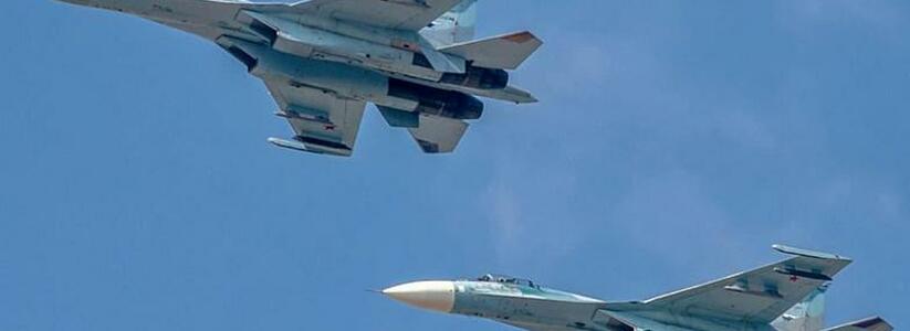 «Рев стоит целый день!»: над Новороссийском летают военные самолеты