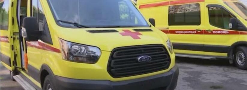 Новороссийску подарили два автомобиля «скорой помощи»