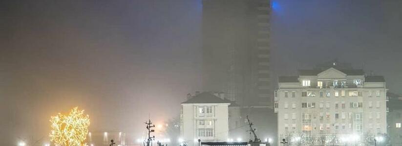 «Туман на город бросил серую вуаль…»: 30 шикарных фото туманного Новороссийска