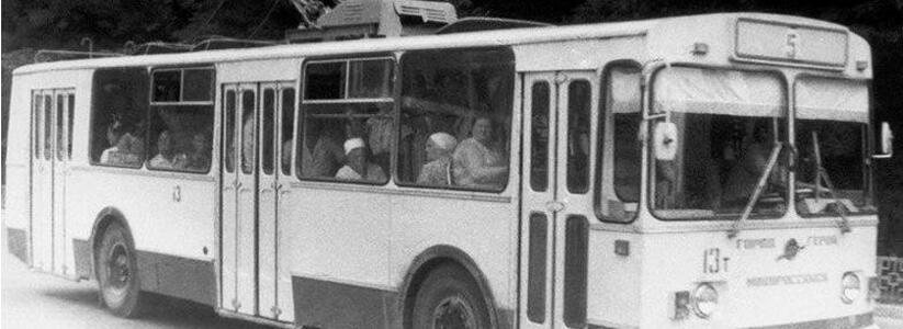 С днем рождения, «рогатый»! История новороссийского троллейбуса в фотографиях: 25 снимков с 1969 по 2021 год