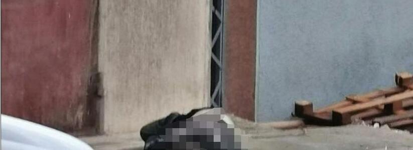 Пришла домой и нашла тело дочери. В Новороссийске мать обнаружила бездыханного ребенка с пакетом на голове