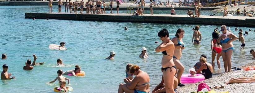 У жительницы Новороссийска на пляже украли кошелек с деньгами, пока она была в раздевалке