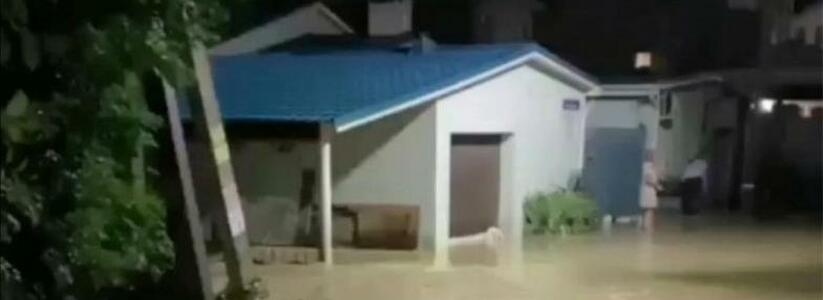 <p>Местные жители обеспокоены, что может повториться Крымское наводнение, которое унесло жизни сотни людей.</p>