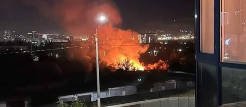 В Новороссийске за минувшие сутки произошло три возгорания: пожарные оперативно справились с огнем