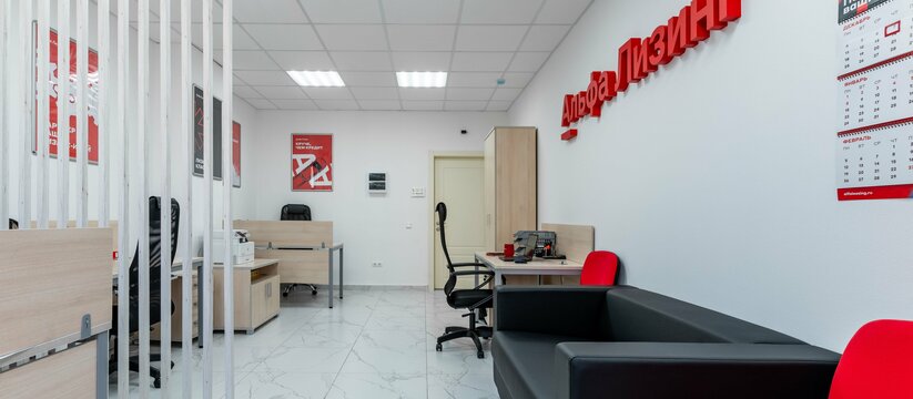 Комфортный офис компании открылся совсем недавно.В Новороссийске после обновления открыл двери для клиентов просторный офис компании Альфа-Лизинг.
