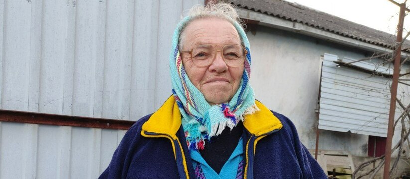 Страна должна знать своих героев: добросердечная пенсионерка из Новороссийска уже 1,5 года вяжет носки для солдат 