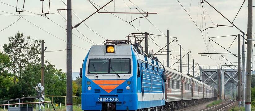 Летом поездов к южным курортам России станет бо...