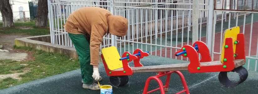Детскую площадку в Борисовке привели в порядок после жалобы в НАШУ