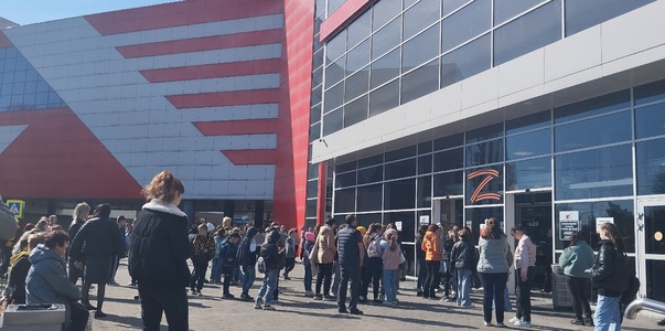 Быстро и без паники: в Новороссийске из торгового центра «Красная площадь» эвакуировали несколько сотен человек