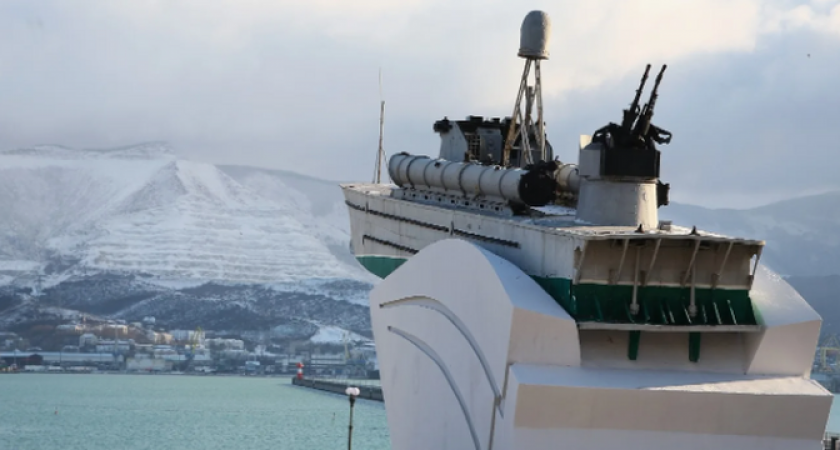 «Ржавеет на глазах!»: новороссийцы обеспокоены состоянием памятника «Торпедный катер»