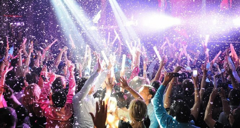 «Молодежь должна понимать цену мира»: в Новороссийске могут запретить работу ночных клубов на время проведения СВО