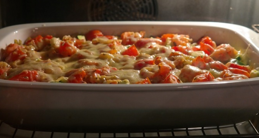 Эта картофельная запеканка с мясом и грибами станет вашей коронной: идеальный обед