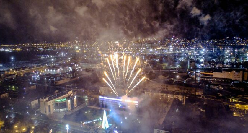 В Новороссийске определили площадки для запуска фейерверков в новогодние праздники