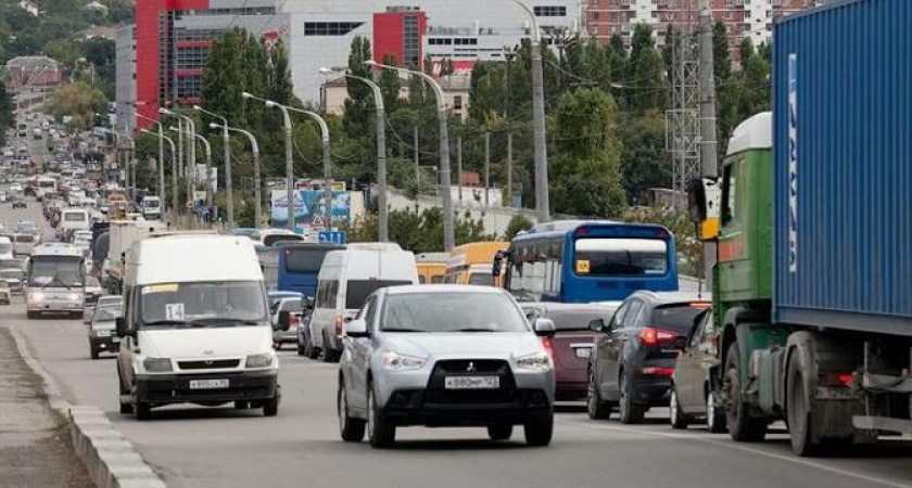 Убрать остановочные карман и увеличить число платных парковок: урбанисты Новороссийска поделились своими идеями, как разгрузить улицы города