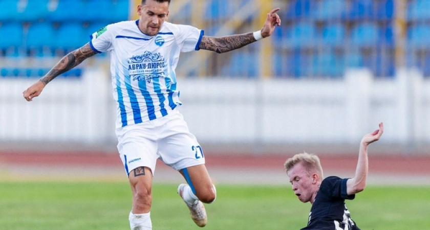 Константин Зырянов покидает «Черноморец»: после нескольких феерических поражений на поле у новороссийского футбольного клуба сменился тренерский состав