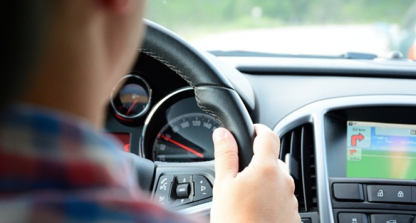 Сюрприз для водителей в мае: на выезде из города будут отнимать машины