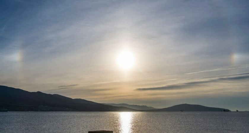 В Новороссийске выглянуло солнце «с ушами»