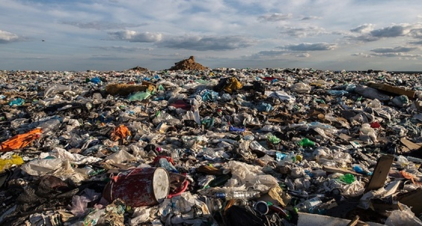 На мусорном полигоне в Новороссийске устанавливают забор. Почему работы начались раньше публичных слушаний?