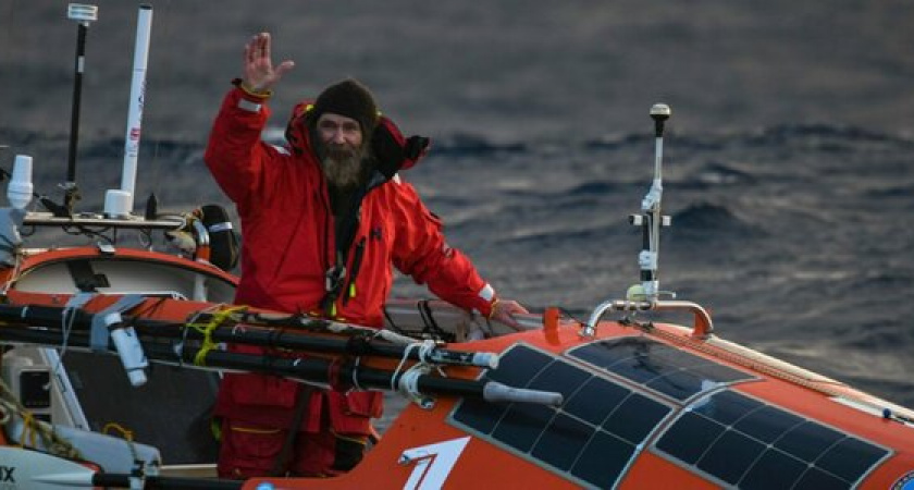 Супруги нашли у моря бутылку с посланием-подарком из Новороссийска от знаменитого путешественника Федора Конюхова