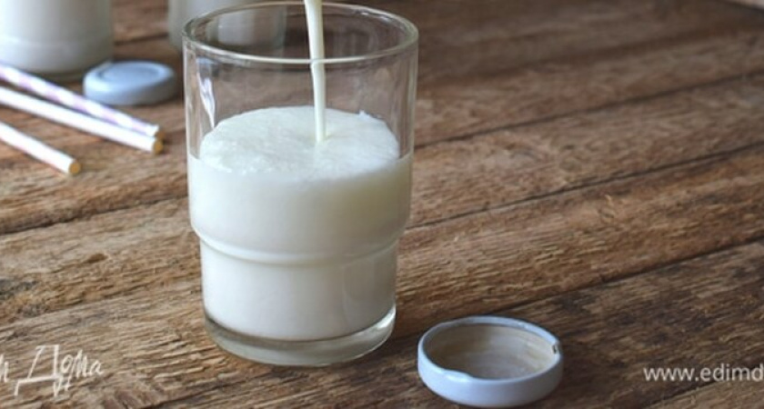 Что будет, если выпивать полстакана кефира на ночь: эксперт раскрыла необычное свойство напитка