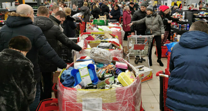 Новогодние скидки – правда или миф? НАША сравнила цены на продукты в начале декабря и накануне Нового года. Результат удивил!