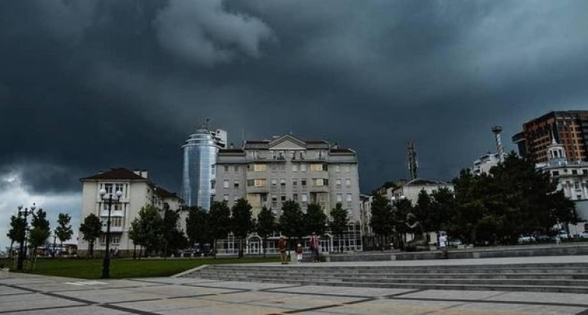 Достаем зонты! На Краснодарский край обрушатся ливни с грозами и порывистым ветром