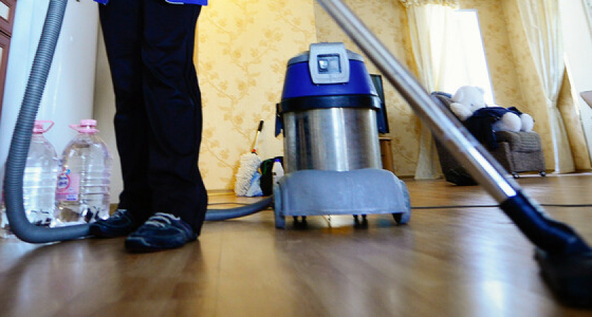 Одинокие и многодетные мамы Новороссийска могут бесплатно получить няню и домработницу