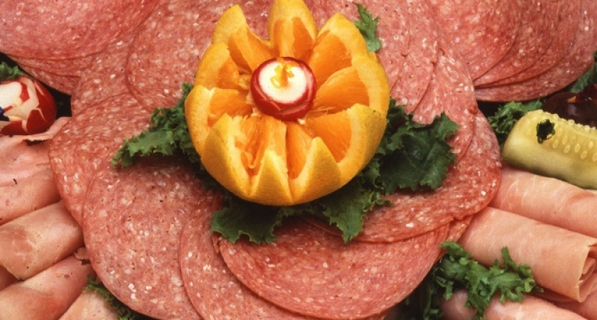 Там чистое мясо. смело берите: Росконтроль назвал лучшие марки колбасы