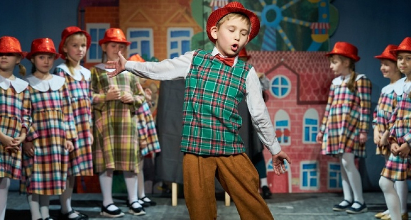 Хотите, чтобы ваш ребенок стал звездой кино? Записывайтесь на пробное бесплатное занятие в театральную студию «Ирбис»