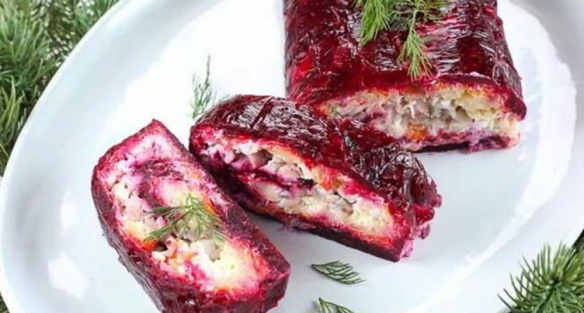 Самый новогодний салат: по-новому подаём селедку под шубой