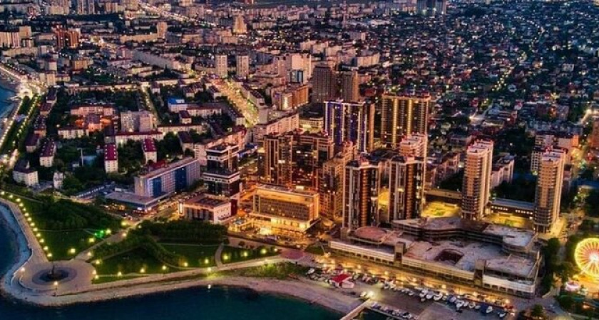 Два возгорания и четыре ДТП: Новороссийск встретил год без серьезных происшествий 