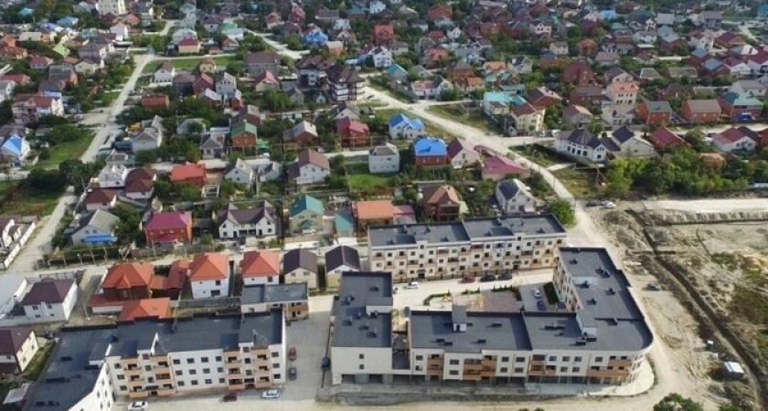 Дорога на парковке, мало остановок и зелени: почему новороссийцы недовольны новым проектом застройки Цемдолины 