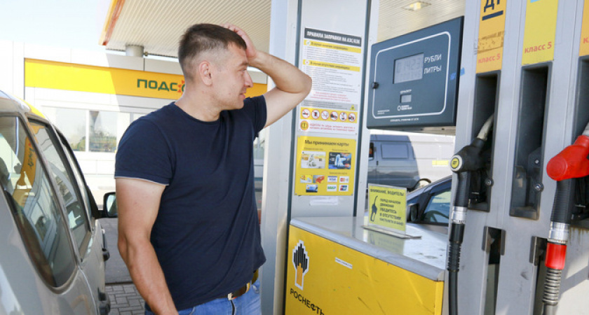 Сумасшедший рост цен: бензин подорожал на 24,2%. Дальше будет хуже