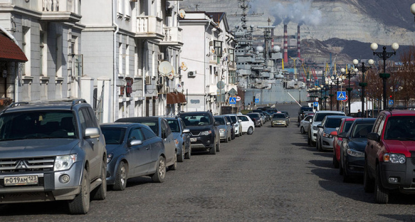 В Новороссийске на период празднования Дня народного единства три парковки станут бесплатными 