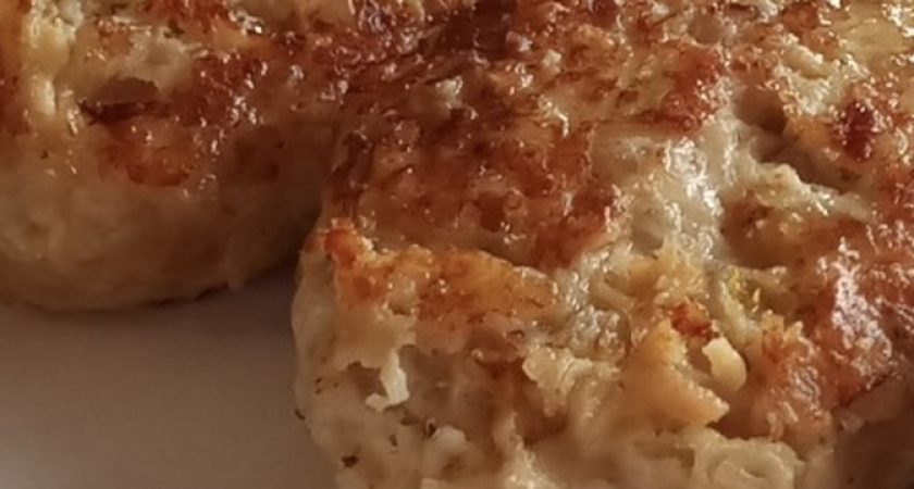 Чтобы котлеты таяли во рту, бабушка давно приучила добавлять особый ингредиент