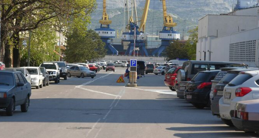 С 1 по 8 января все платные парковки Новороссийска станут бесплатными! 