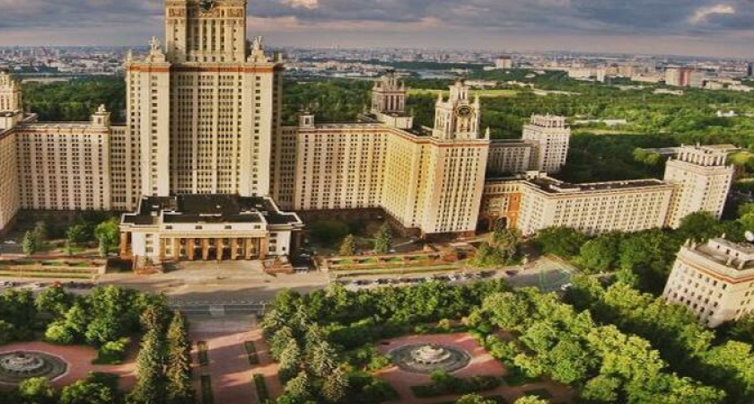 Шесть российских университетов в новом учебном году откроют программы по разработке и искусственному интеллекту