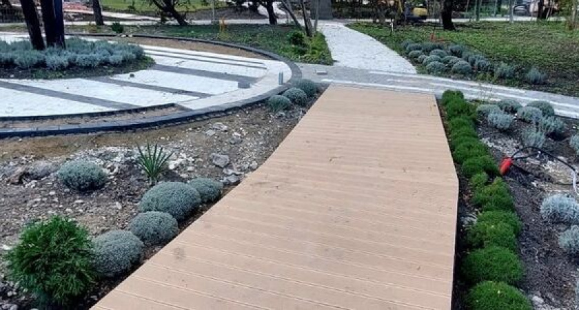 В конце осени новороссийцы смогут оценить вторую очередь парка Фрунзе: что уже сделано? 